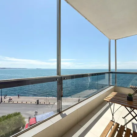Διαμέρισμα Luxury Sea View Retreat *