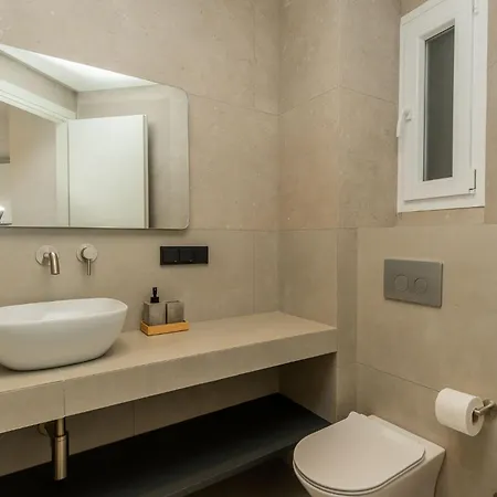 Διαμέρισμα Luxury Sea View Retreat *