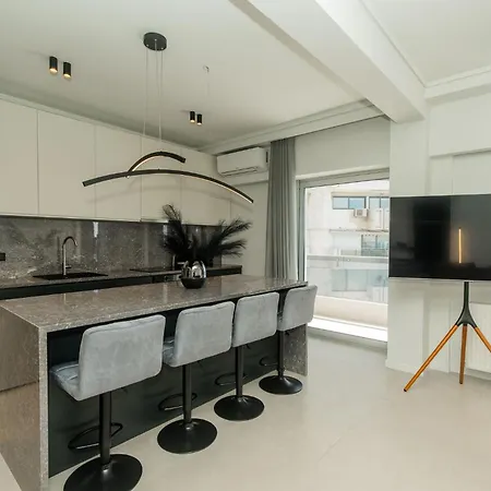 Luxury Sea View Retreat