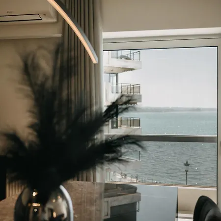 Apartment Luxury Sea View Retreat *
