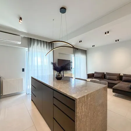 Luxury Sea View Retreat Apartment