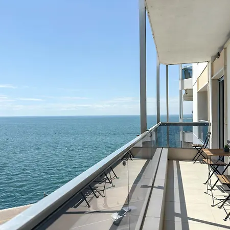 Luxury Sea View Retreat