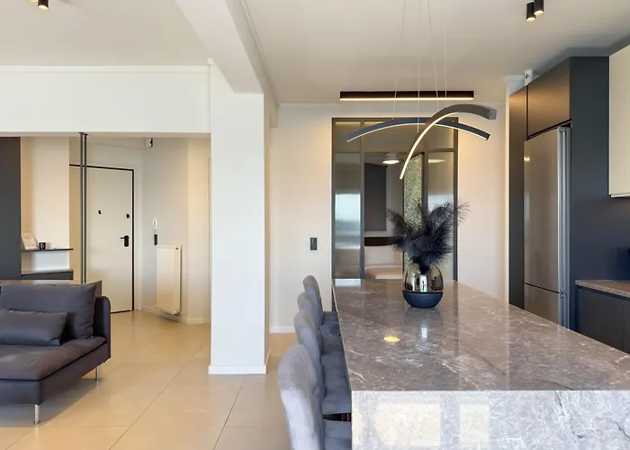 Luxury Sea View Retreat *